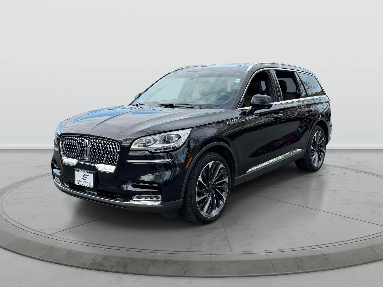 Used 2020 Black Lincoln Reserve image 3