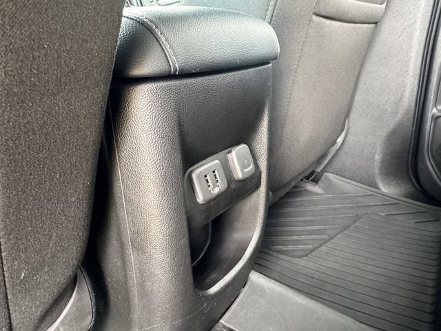 Used 2022 Onyx Black GMC Elevation image 30