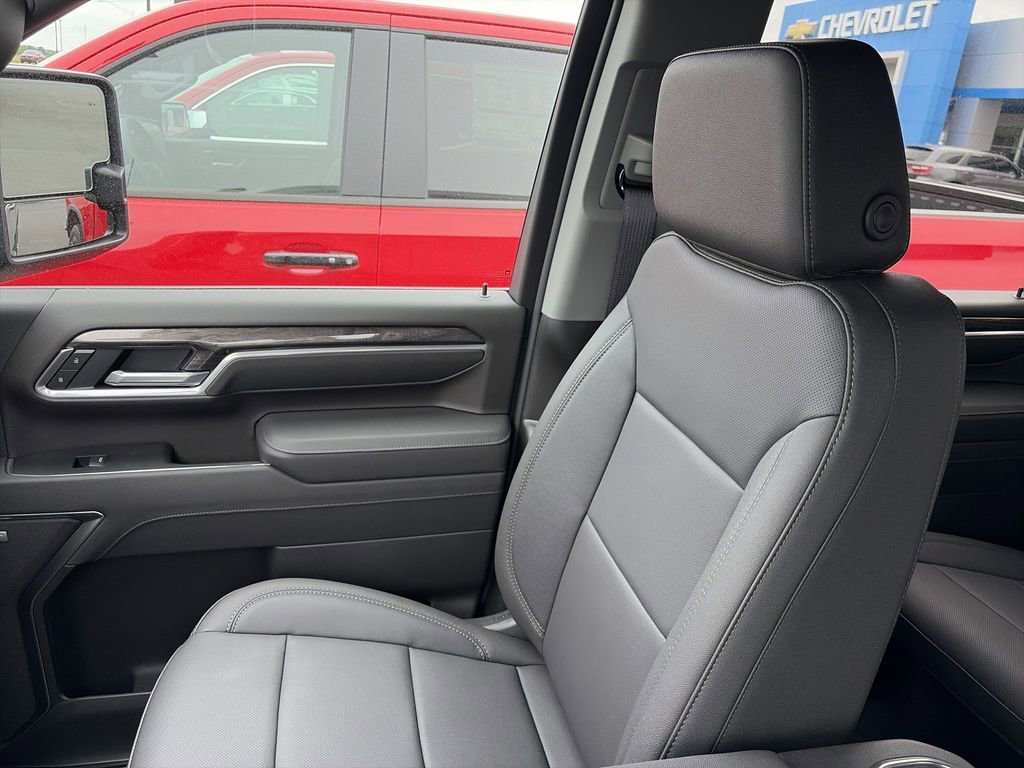 2026 Chevrolet Silverado 3500 HD LTZ - Photo 23