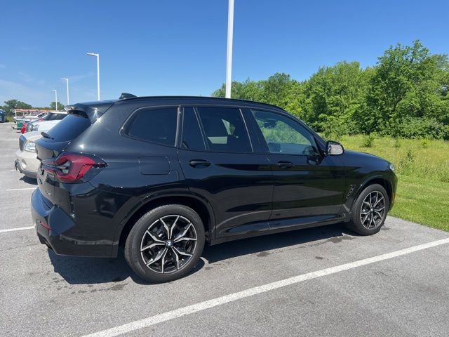 2022 BMW X3 xDrive30i's photo