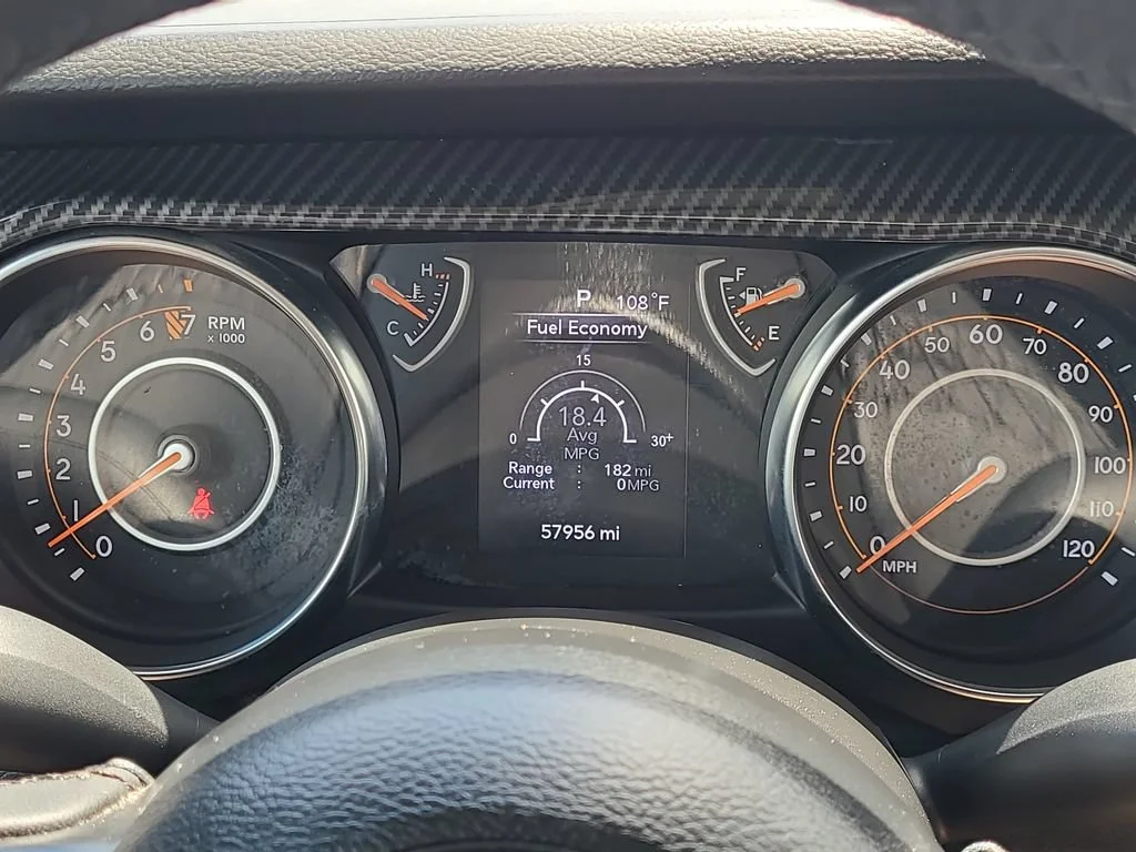Used 2023 Granite Crystal M Jeep Sport S image 21
