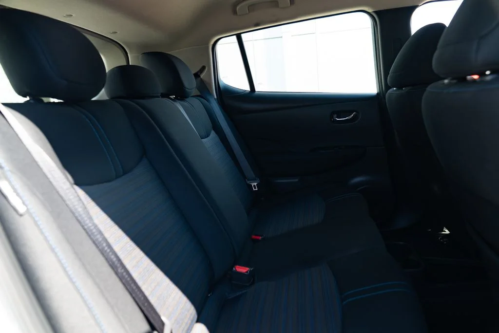 Used 2024 White Nissan S image 22