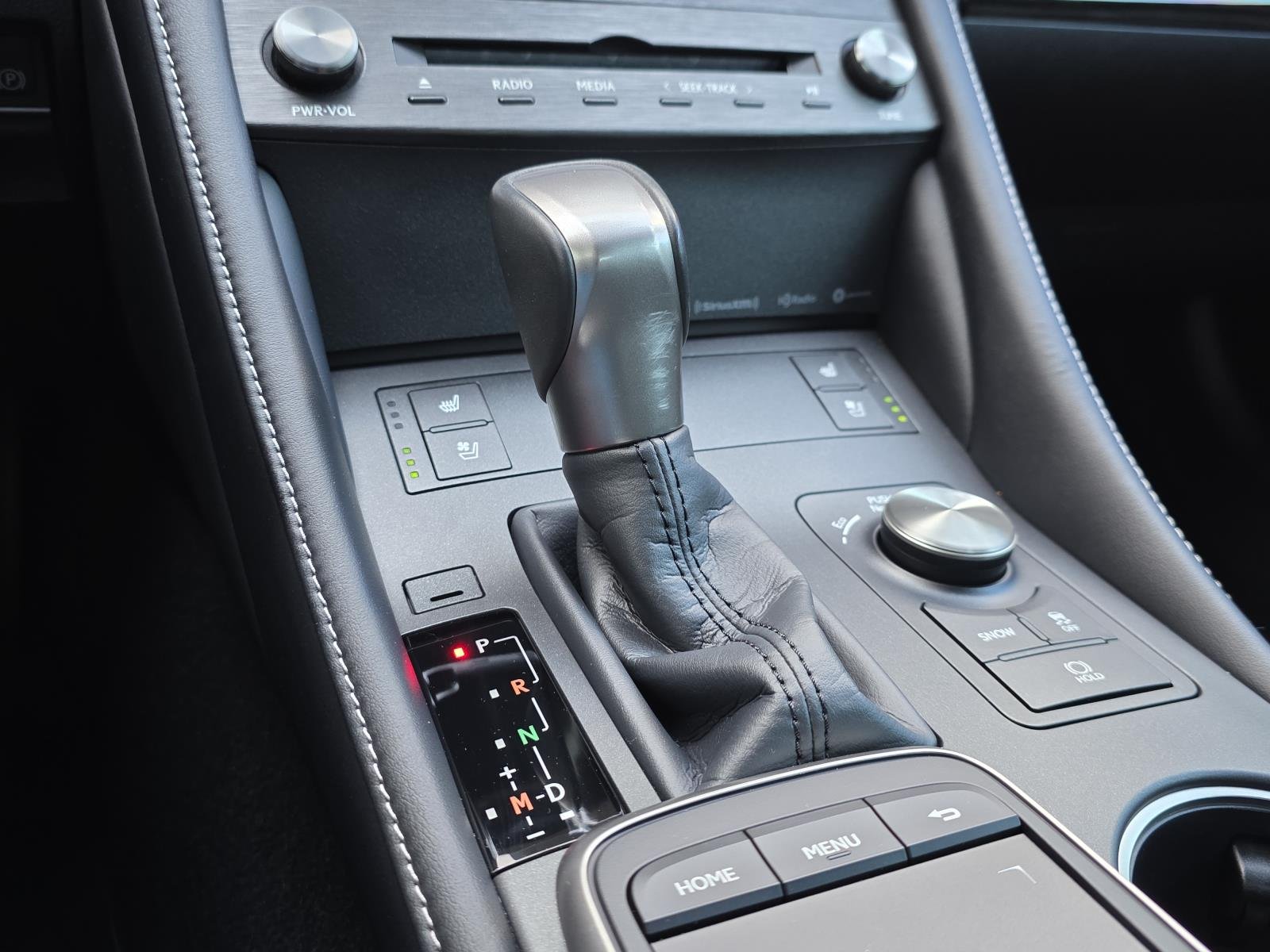 2024 Lexus RC 300 - Photo 19