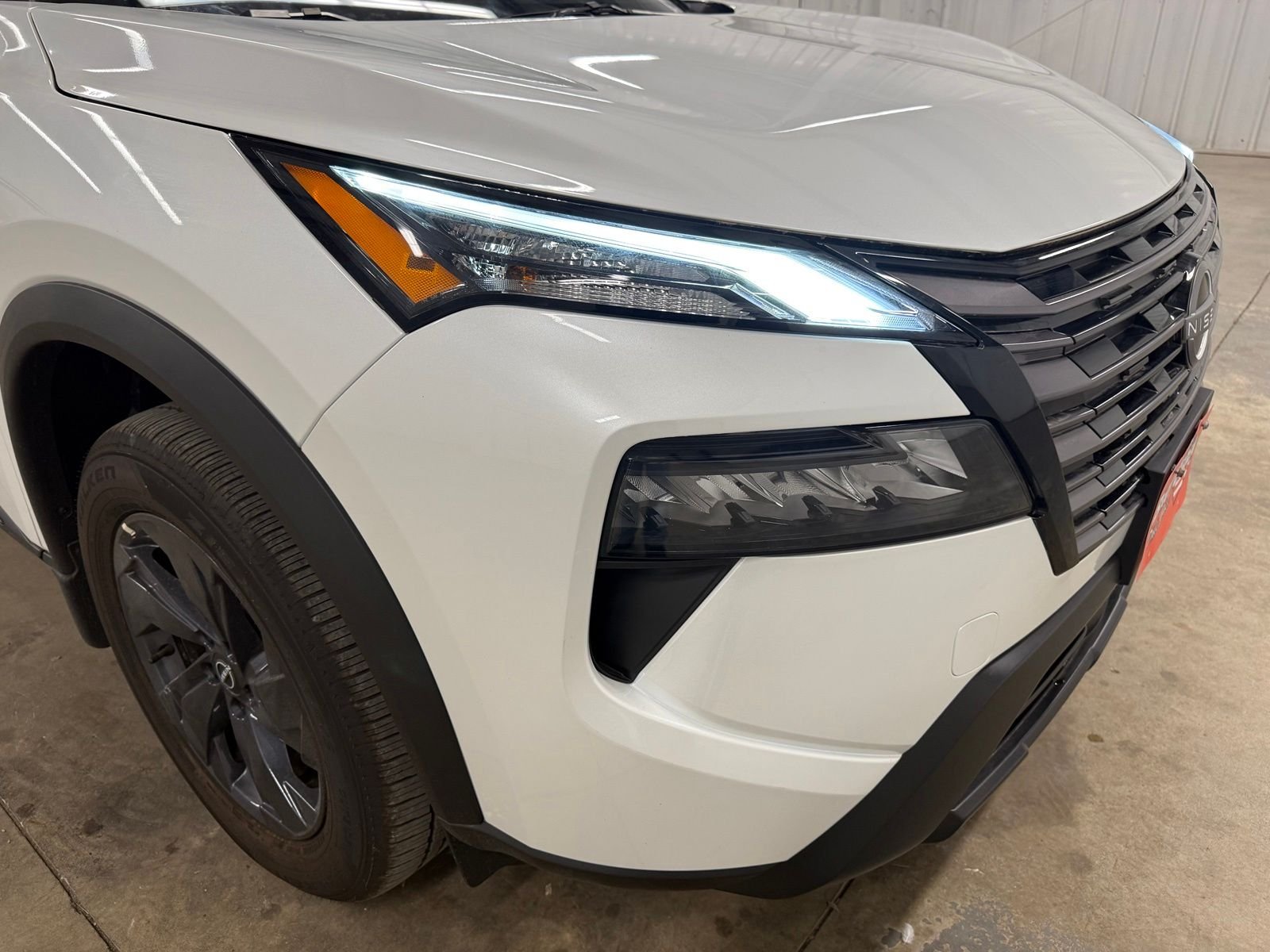 Used 2026 White Nissan SV image 4