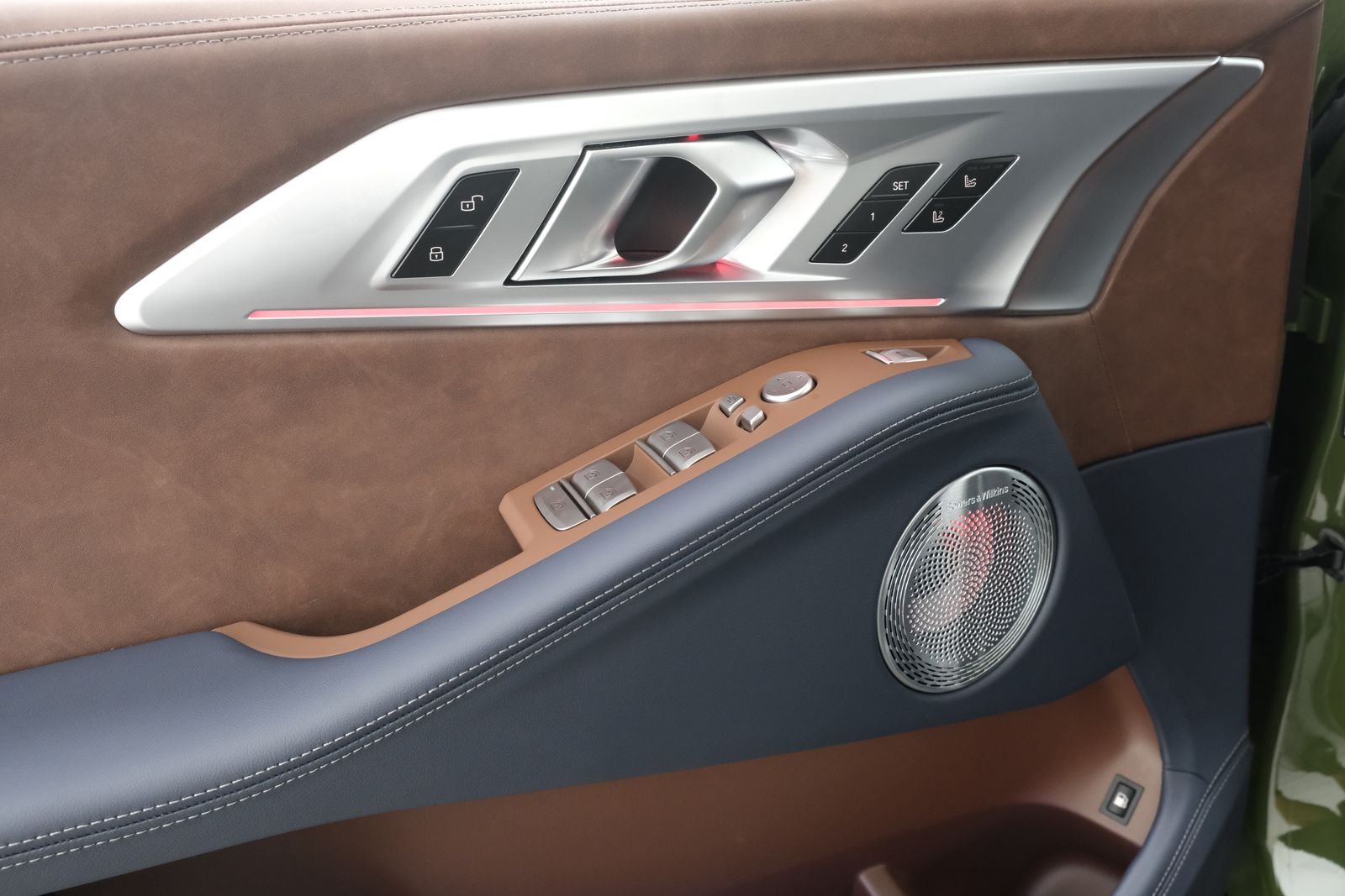 New 2026 0490 BMW Label image 44