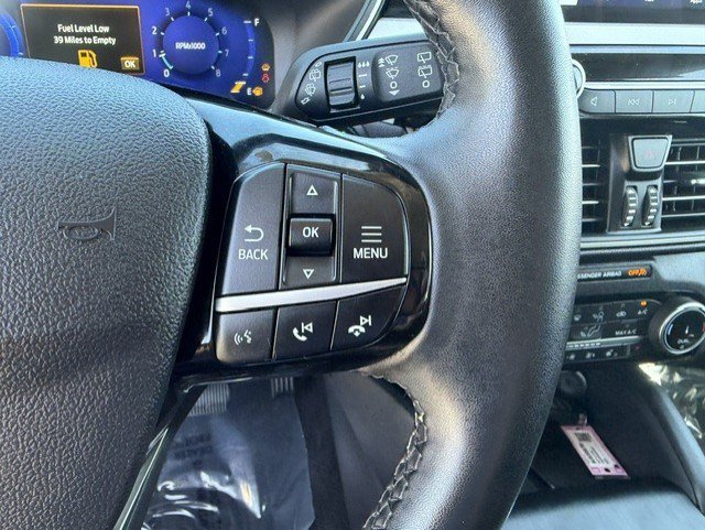 Used 2022 Black Metallic Ford SEL image 15