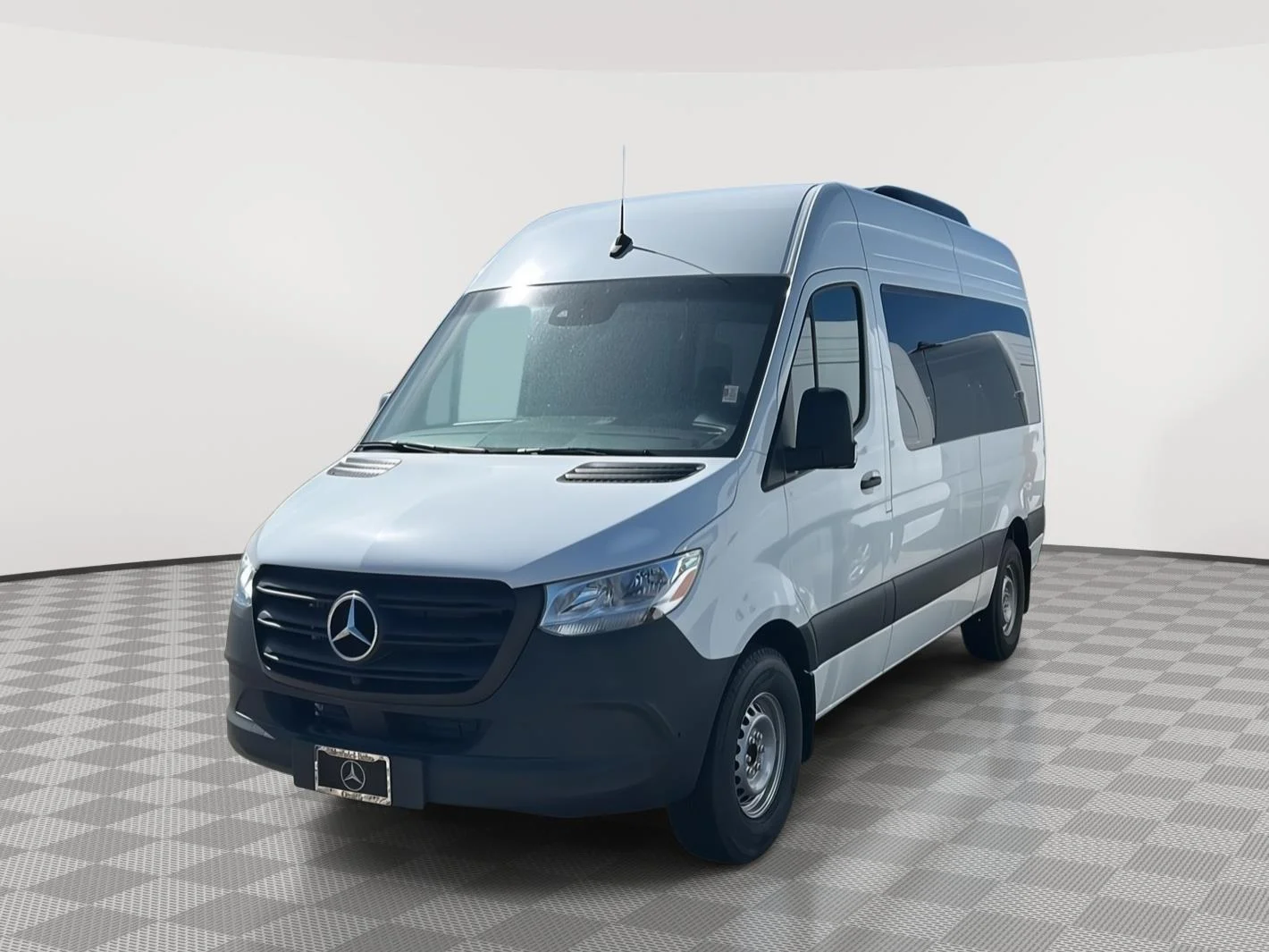 New 2024 Arctic White Mercedes-Benz  image 7