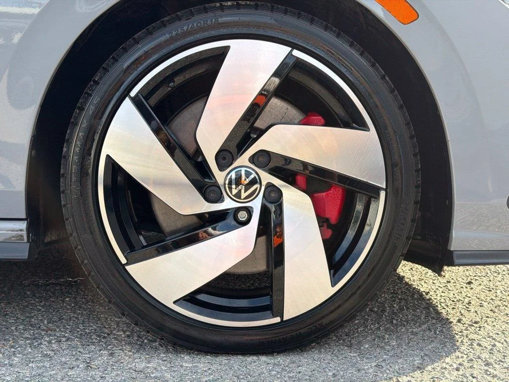 2024 Volkswagen Golf GTI S - Photo 13