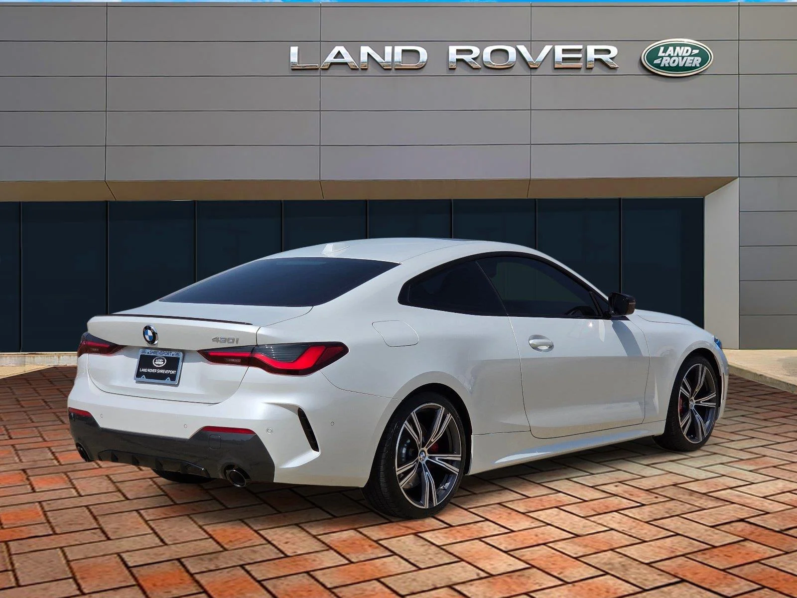 Used 2024 Mineral White Metallic BMW 430i image 4