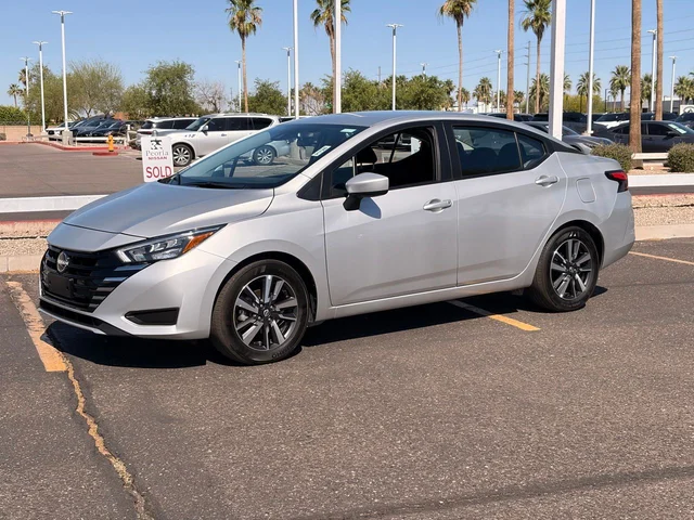 2025 Nissan Versa 1.6 SV