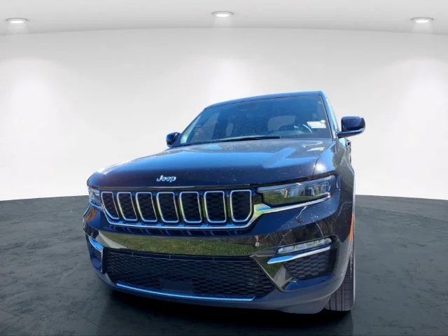 Used 2025 Black Jeep Limited image 5