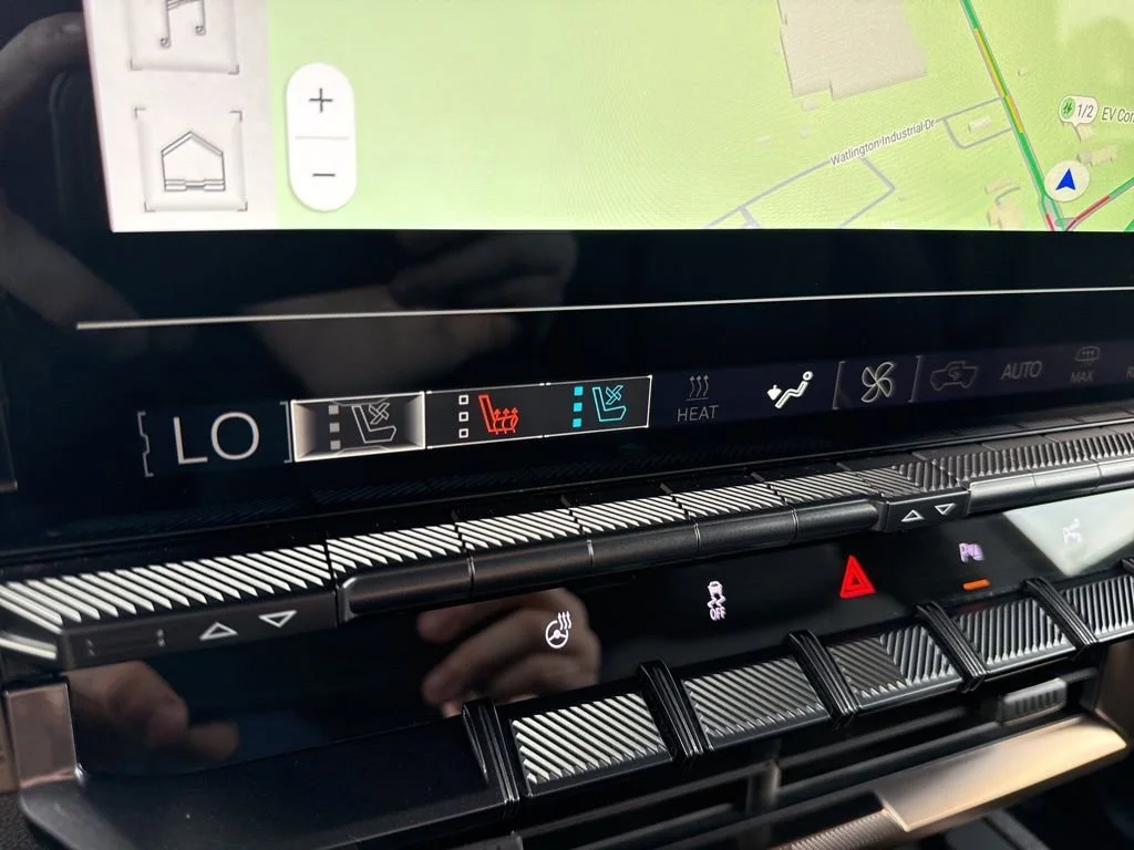 Used 2025 Tide Metallic (No Longer available to order) GMC 2X image 33