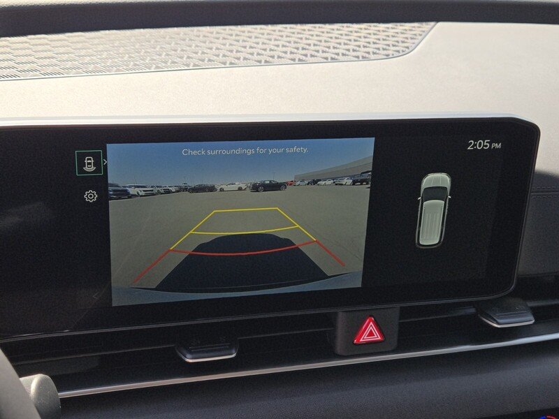 New 2026 Snow White Pearl Kia EX image 14