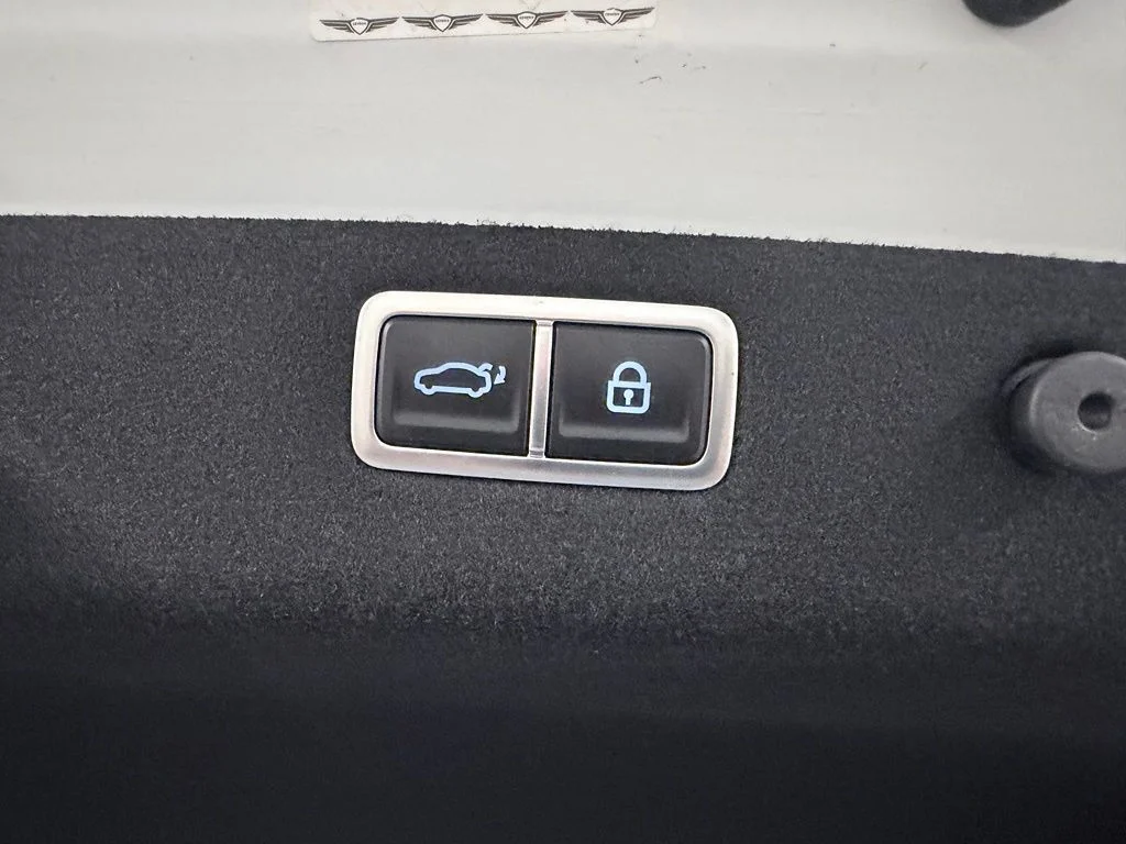 2025 GENESIS G70 Sport Advanced - Photo 38