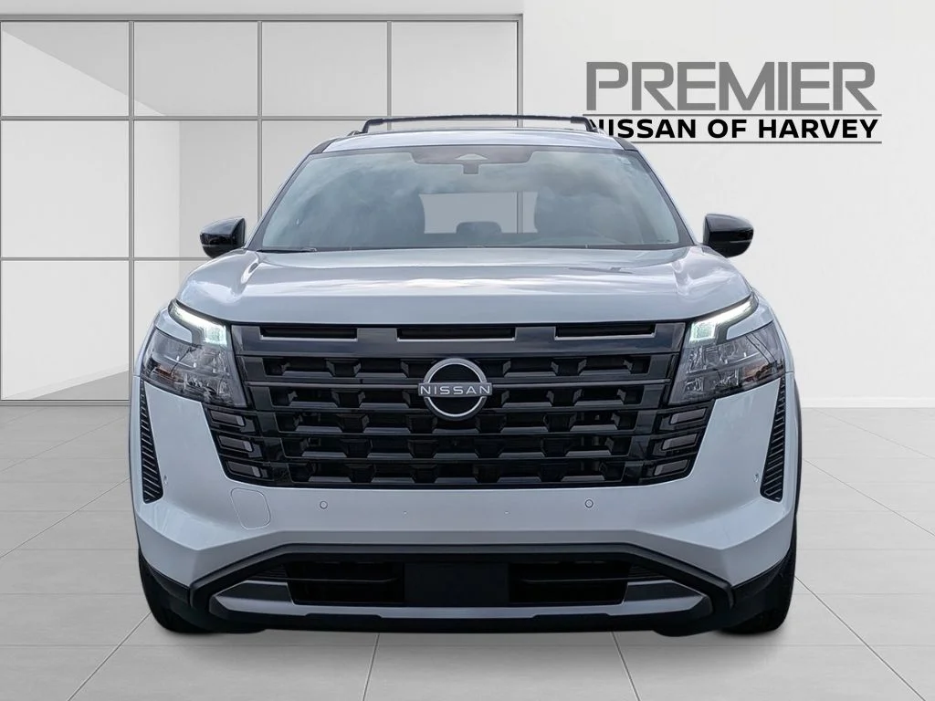 New 2026 Everest White Pearl TriCoat Nissan SL image 7