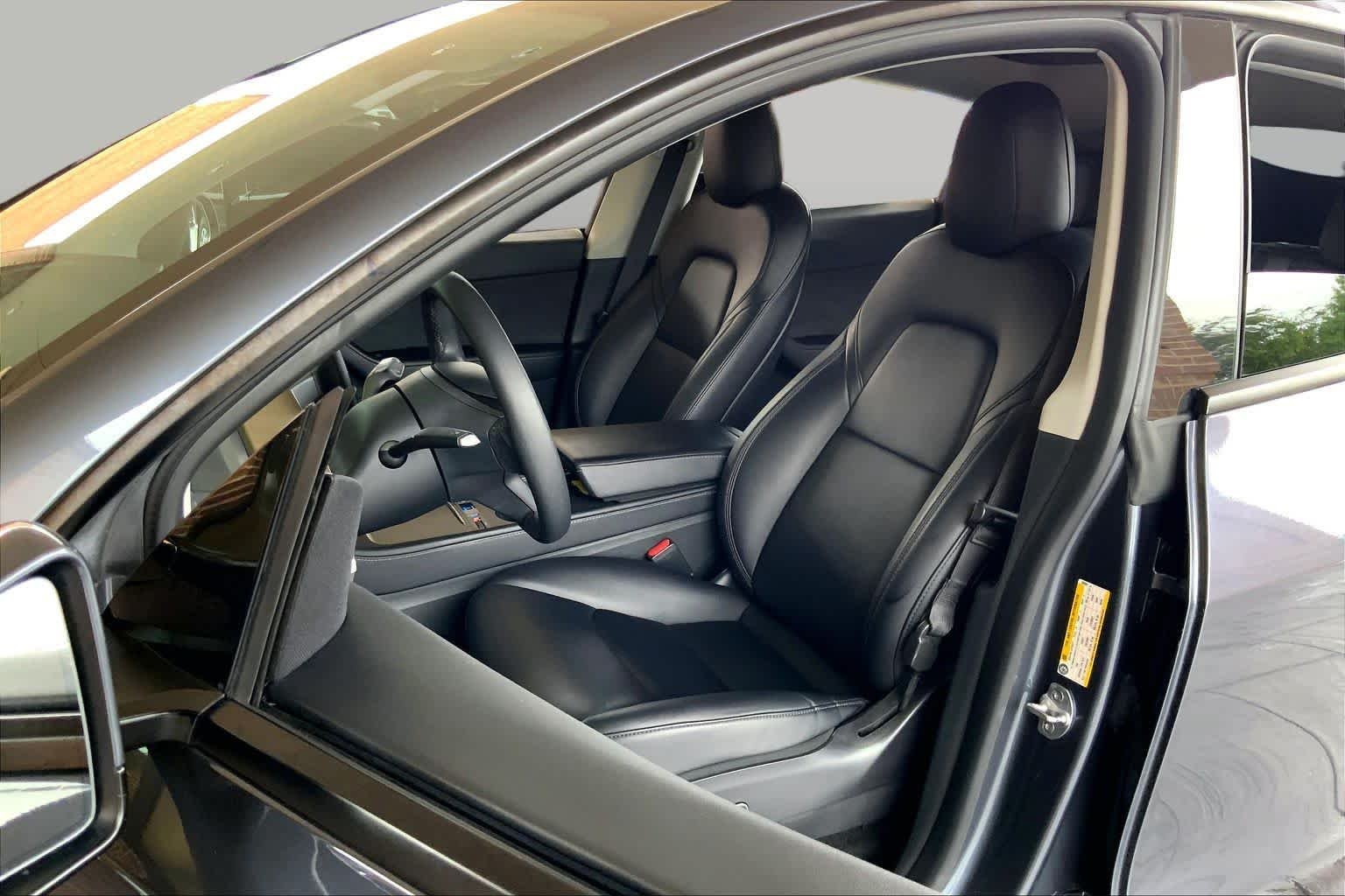 Used 2022 Deep Blue Metallic Tesla Performance image 7