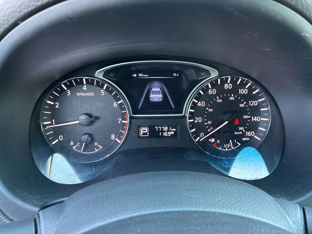 Used 2013 Black Nissan 2.5 SV image 15