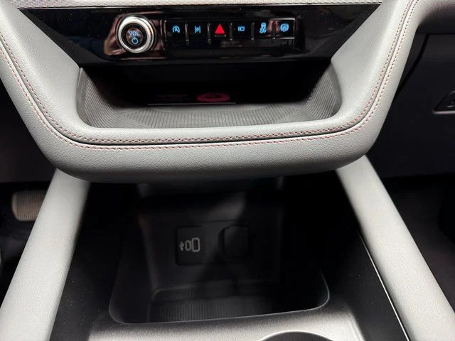 New 2026 Star White Metallic Tri-Coat Ford Active image 19
