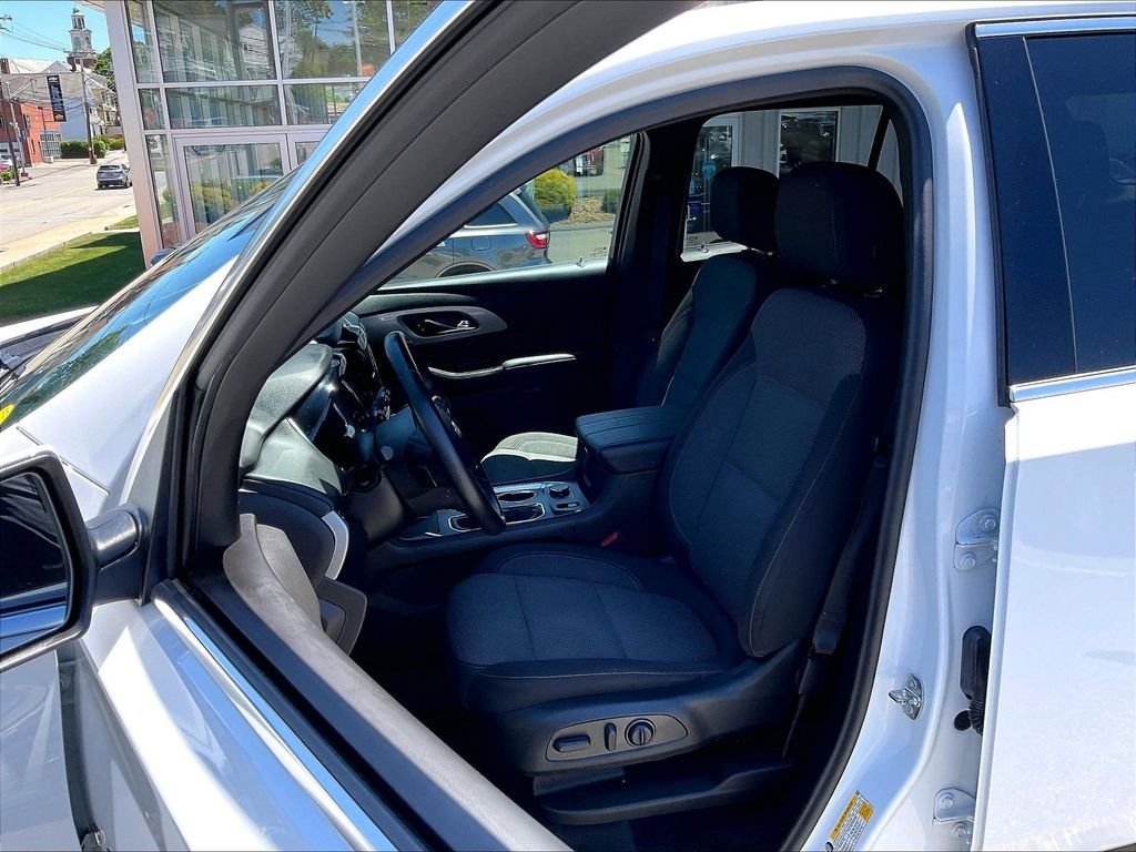 Used 2023 White Chevrolet LT image 10