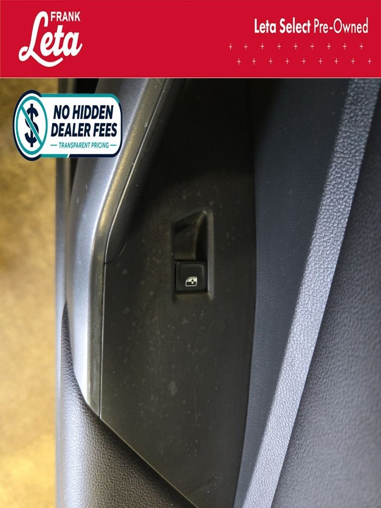 Used 2019 Black Uni Volkswagen  image 23