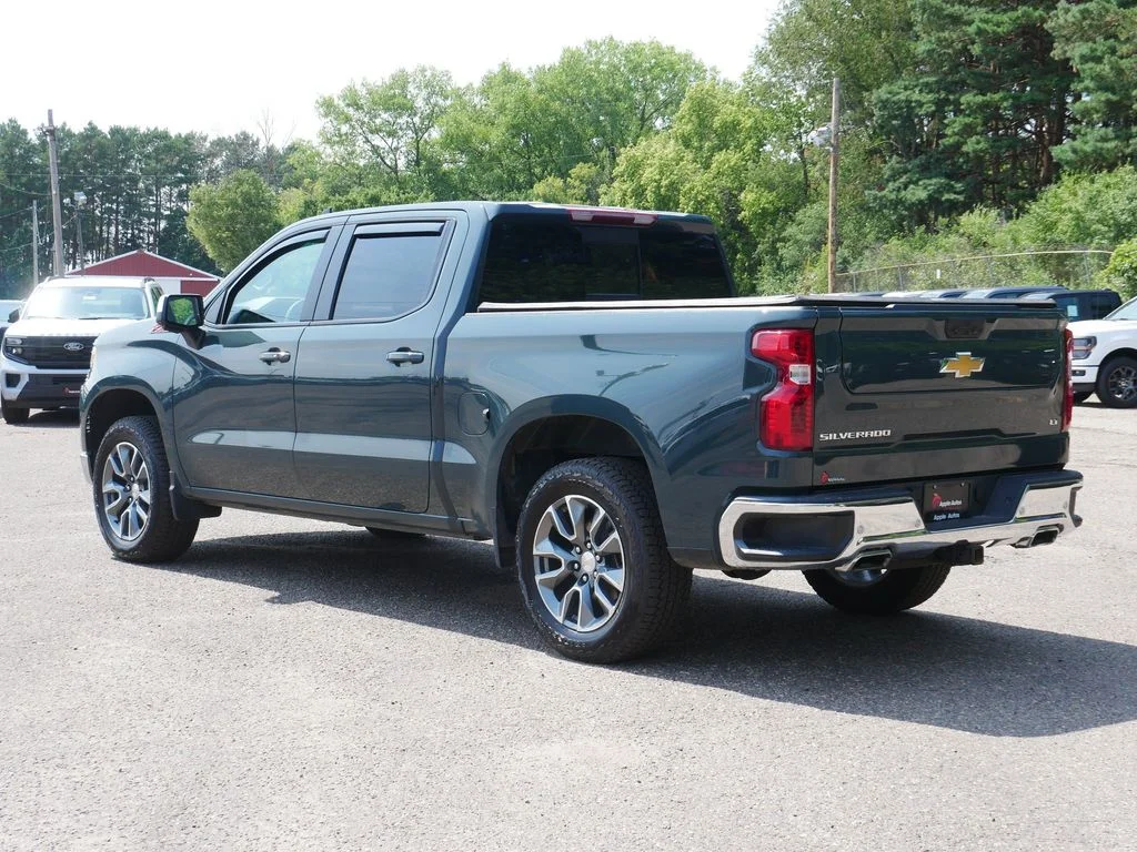 Used 2026 Gray Chevrolet LT image 5