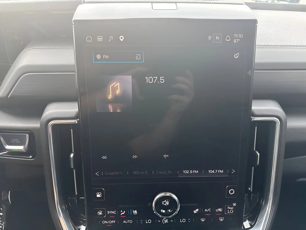 Used 2025 Silver GMC Denali image 20