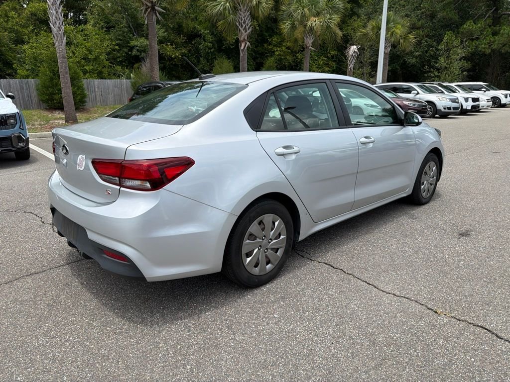 Used 2020 Silky Silver Kia S image 4