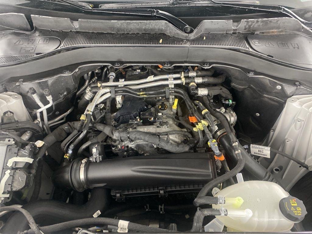 Used 2025 Vapor Blue Ford Active image 16