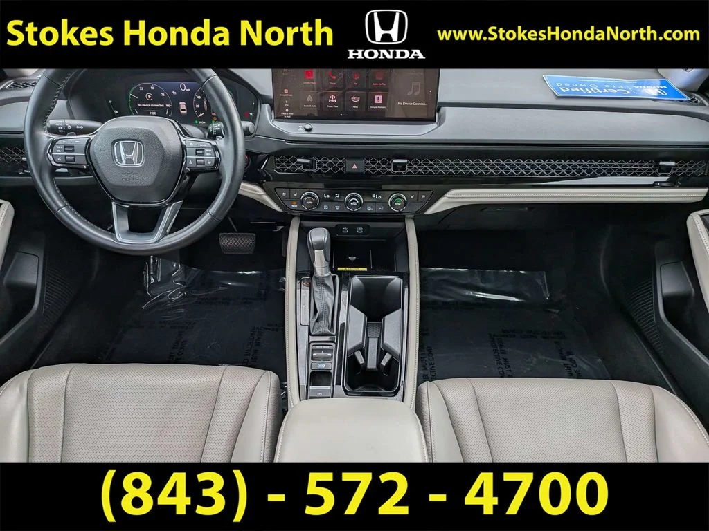 Used 2023 White Honda Touring image 16