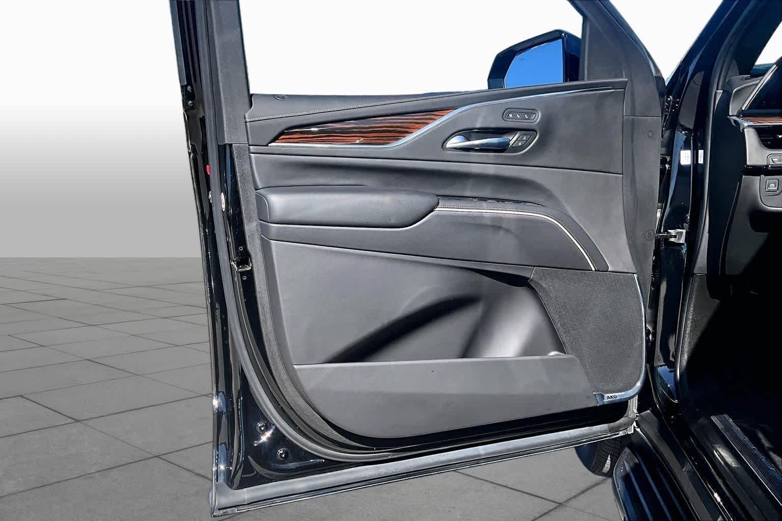Used 2023 BLACK RAVEN Cadillac RWD Premium Luxury image 22
