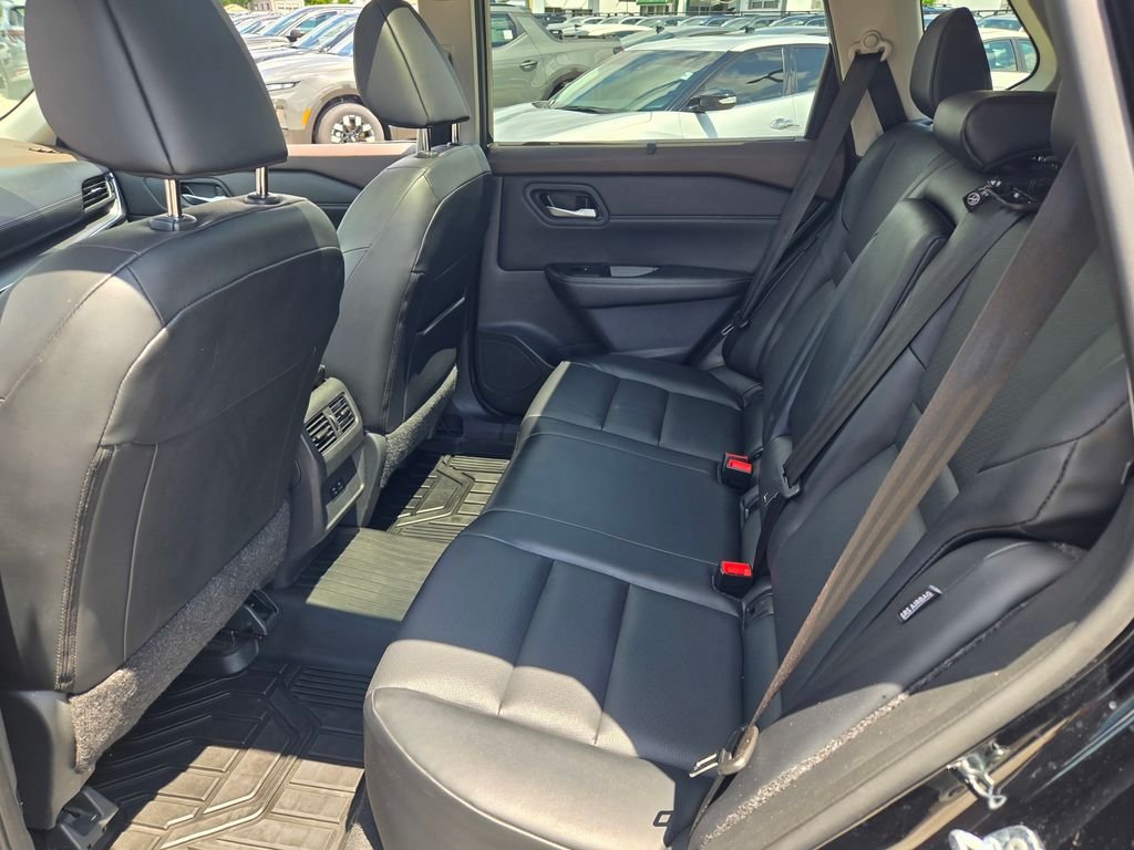 Used 2023 Black Nissan SV image 26