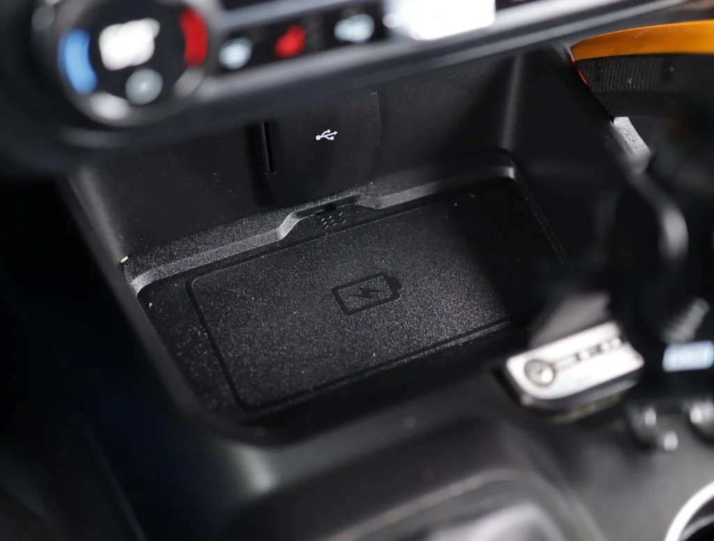Used 2023 Gray Ford Badlands image 18