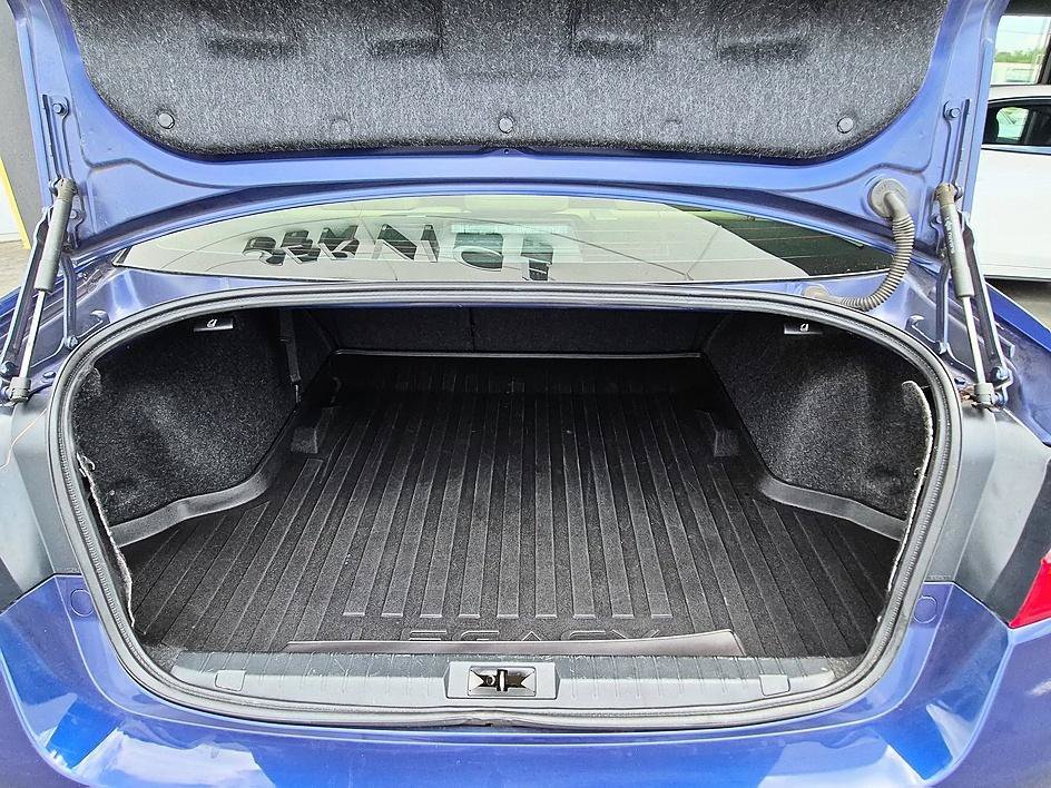 Used 2015 Lapis Blue Pearl Subaru 2.5i Limited image 31