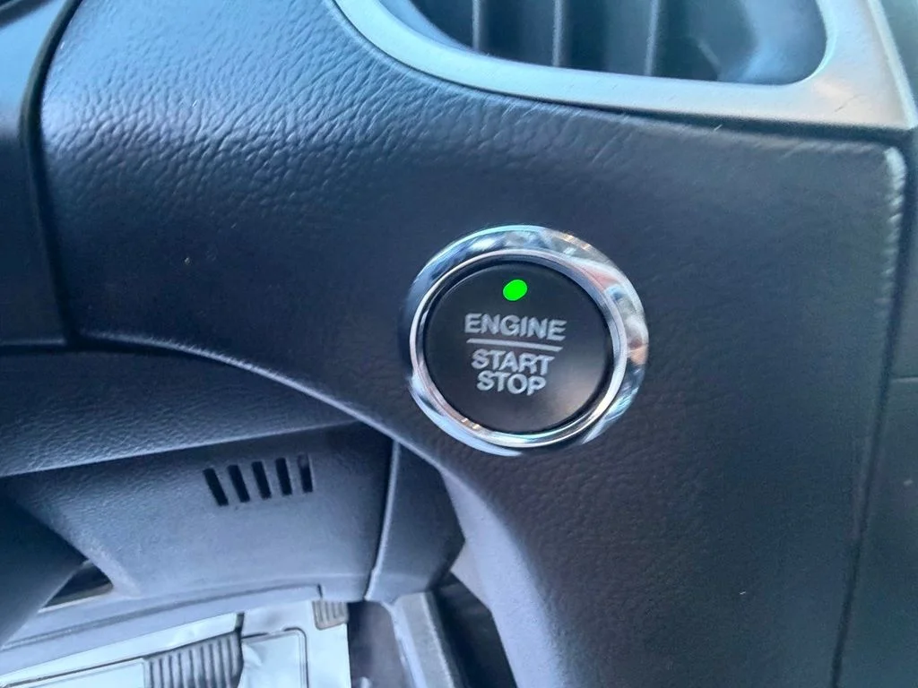 Used 2019 Green Ford SEL image 23
