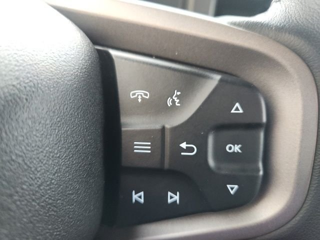 Used 2024 White Ford Badlands image 36