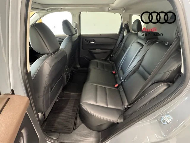 Used 2022 Gray Nissan SL image 27