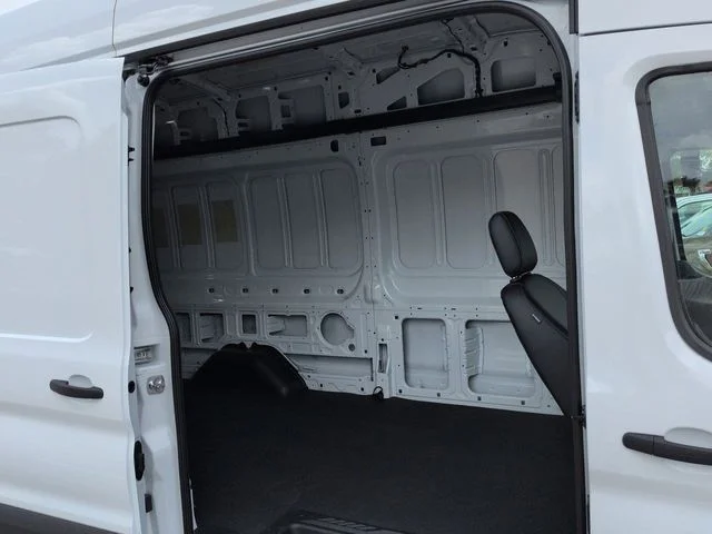 New 2026 Oxford White Ford Cargo Van image 14