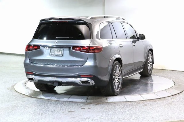 Used 2024 Selenite Gray Metallic Mercedes-Benz GLS 580 image 16