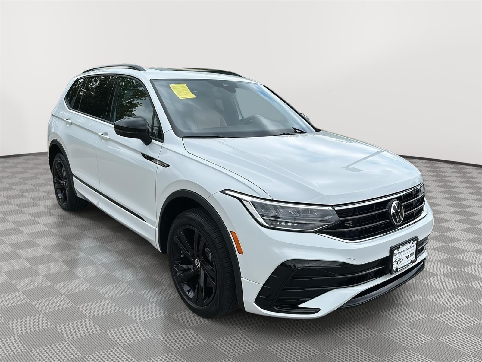 Used 2024 Opal White Pearl Volkswagen SE R-Line Black image 3