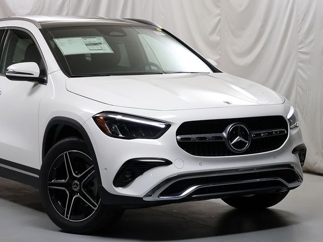 New 2026 Polar White Mercedes-Benz GLA 250 image 2