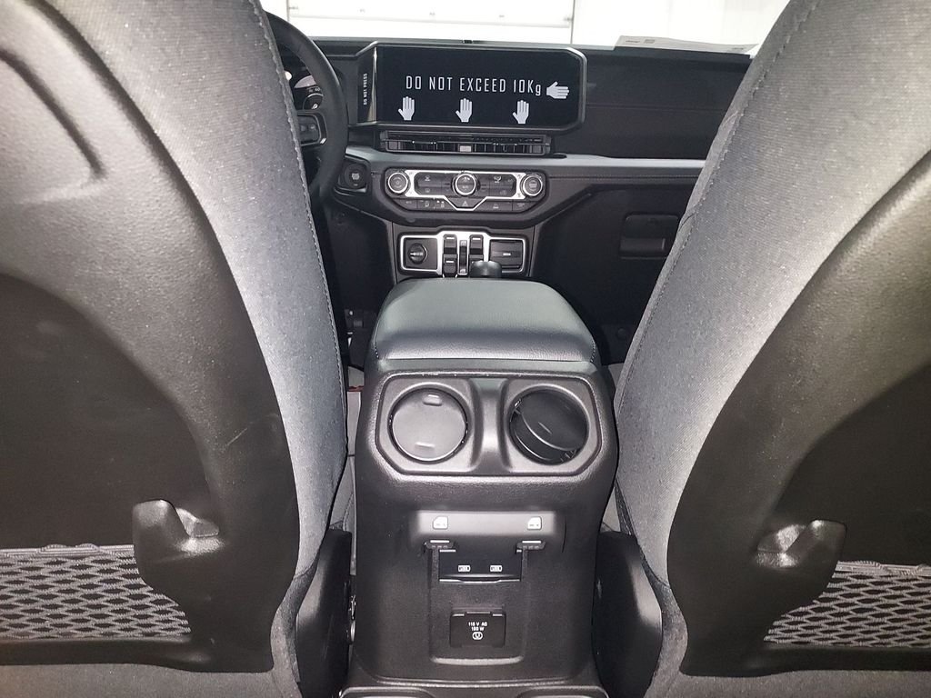 2026 Jeep Wrangler 4-Door Rubicon - Photo 10