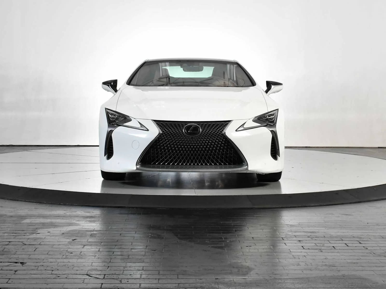 Certified Used 2024 ULTRA WHITE Lexus  image 10