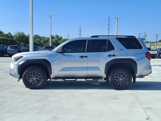Used 2025  Toyota SR5 image 4