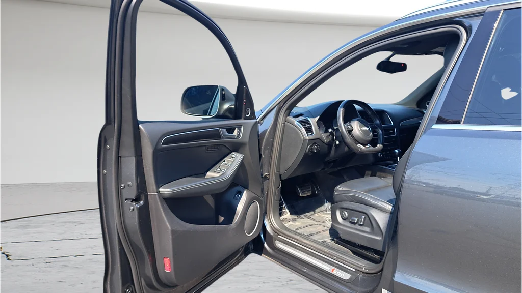 Used 2015 Gray Audi 3.0T Premium Plus image 9
