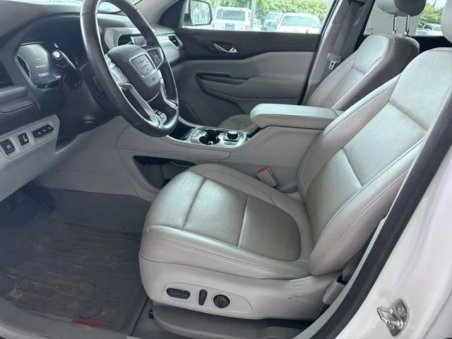Used 2023 Summit White GMC SLT image 14