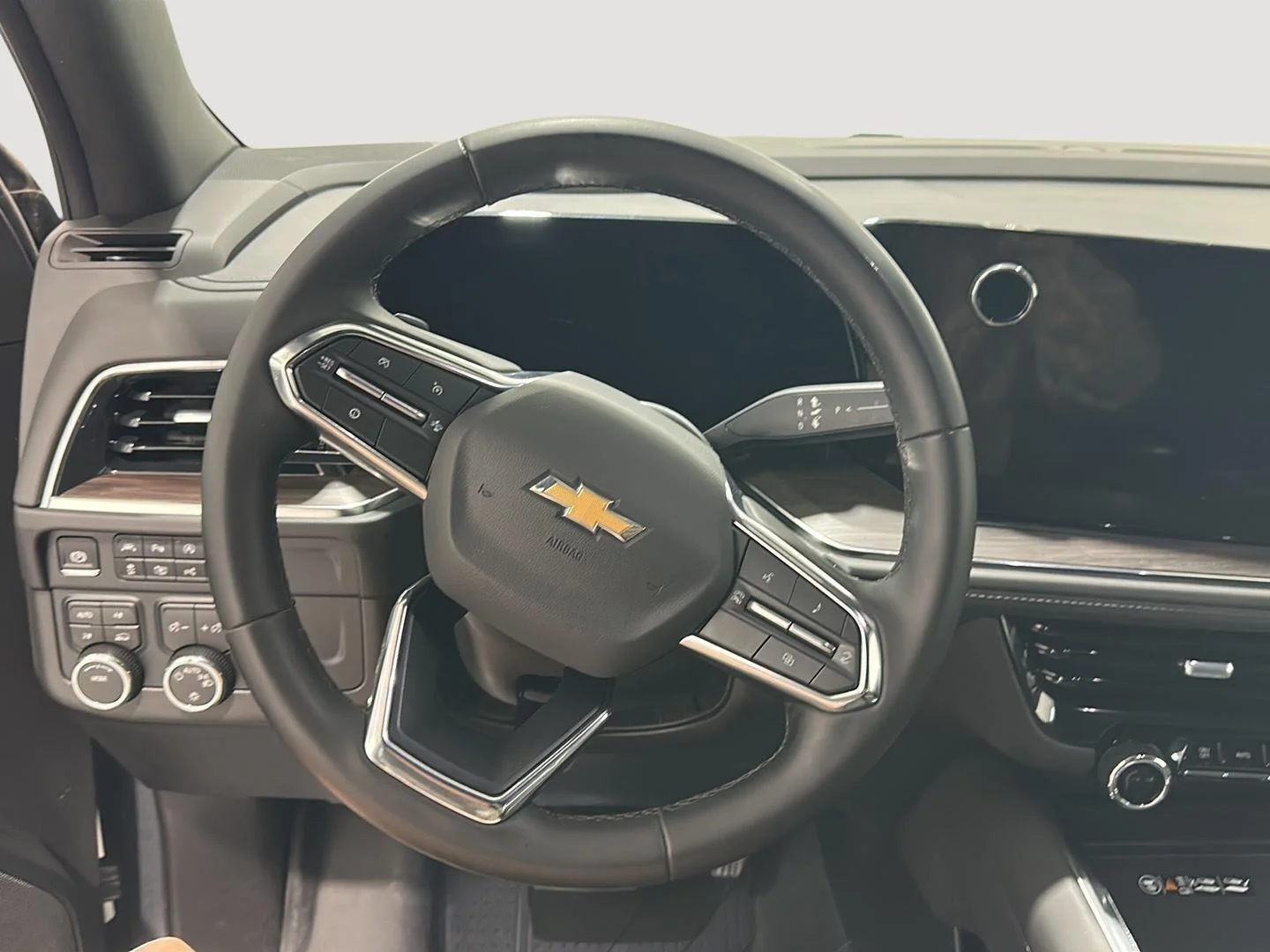 Used 2026 Sterling Gray Metallic Chevrolet LT image 6