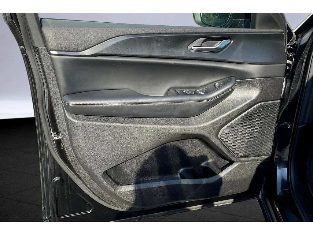 Used 2023 Gray Jeep Laredo image 16