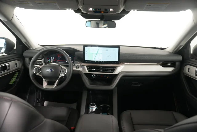 New 2026 Carbonized Gray Metallic Ford Active image 28
