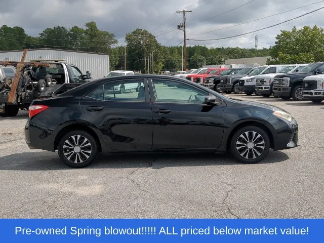 Used 2016 Black Toyota LE image 14