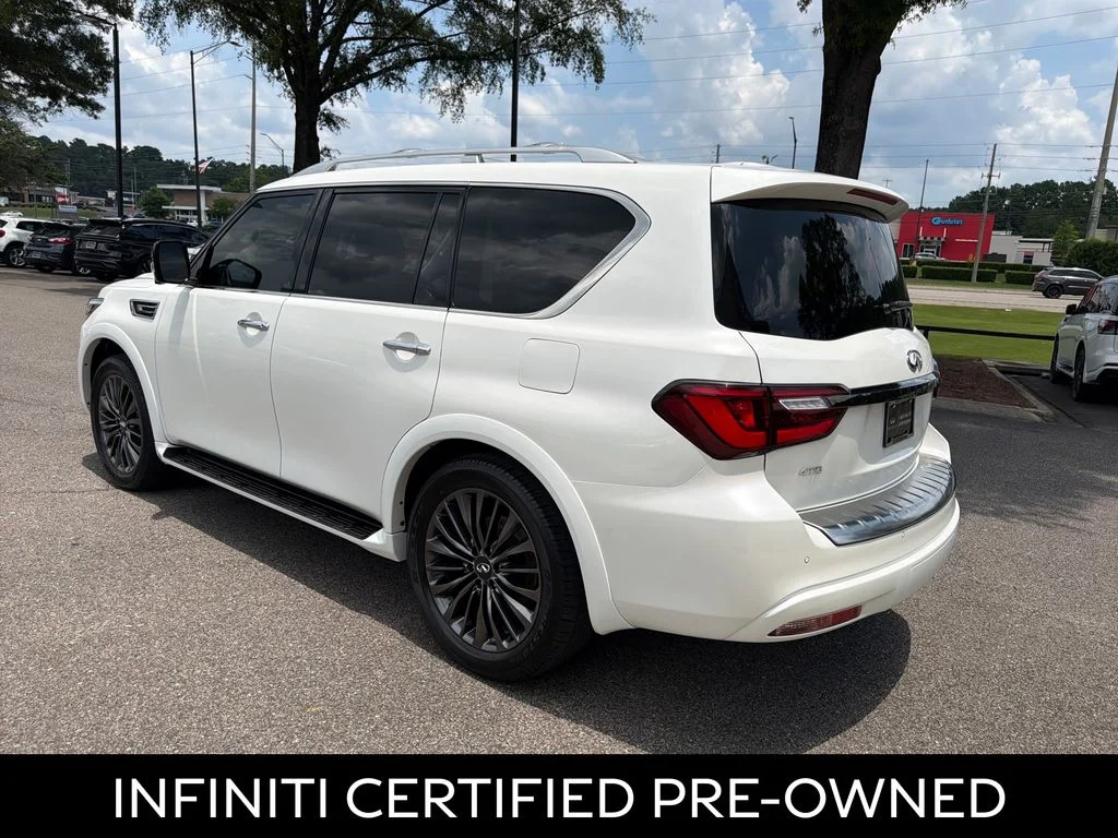 Certified Used 2023 Moonstone White INFINITI Premium Select image 18